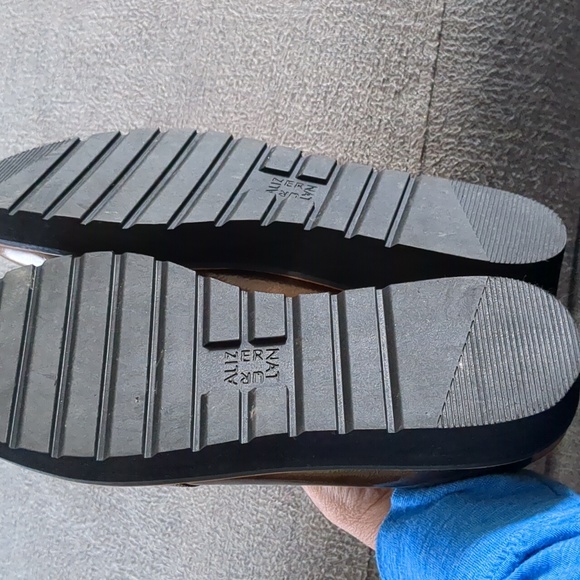 NATURALIZER Adra Slip-On Shoe. Copper/Bronze. Beautiful Fall shoe for Fall. - Picture 2 of 7